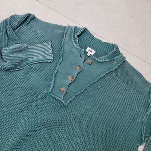 BKE Buckle Washed Henley Sweater North Sea Green Distressed Cable Knit Buttons M